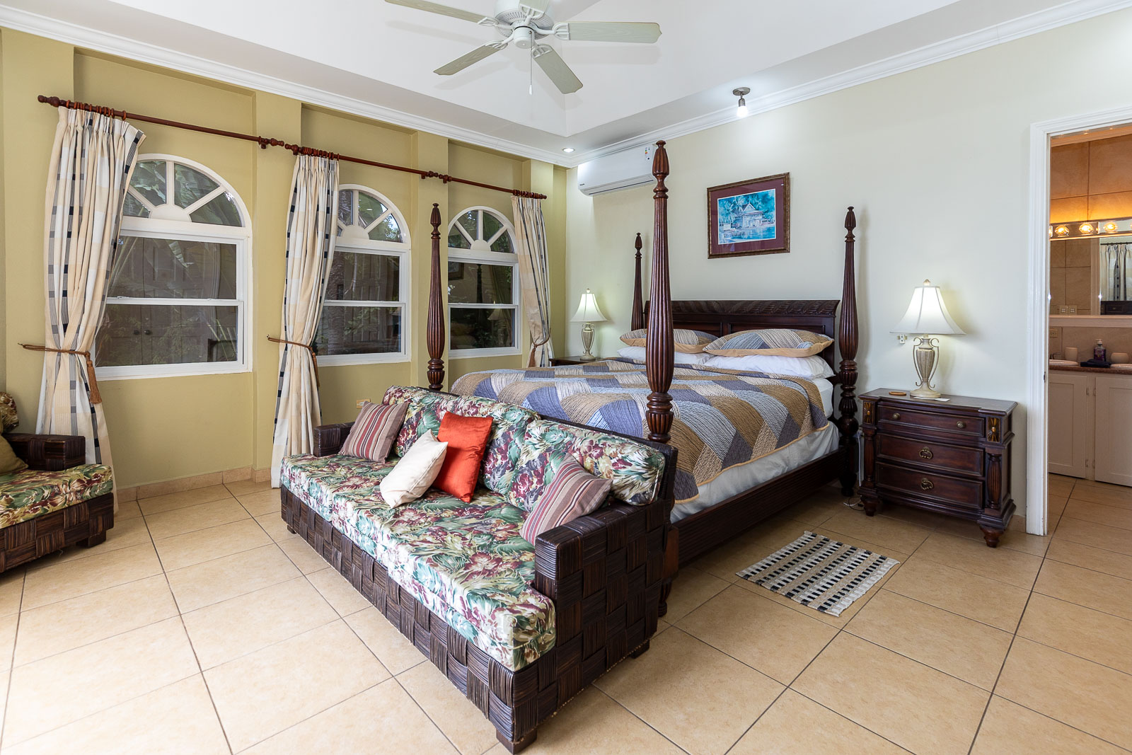 Blue Marlin Suite at Black Rock Dreams self-catering holiday apartments