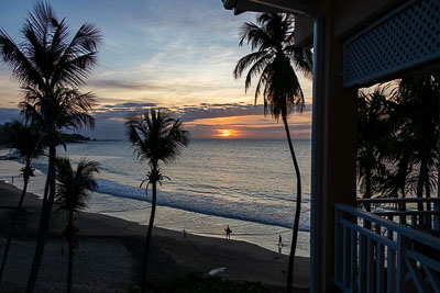 Blue Marlin suite: Sunset from Balcony