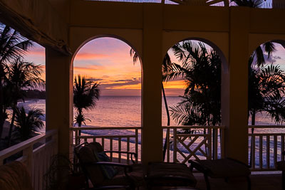 Blue Marlin suite: Sunset from Balcony