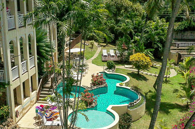The pool and gardens at Black Rock Dreams