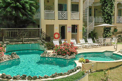 The pool and gardens at Black Rock Dreams
