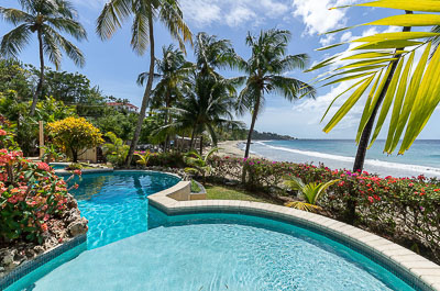 The swimming pool at Black Rock Dreams