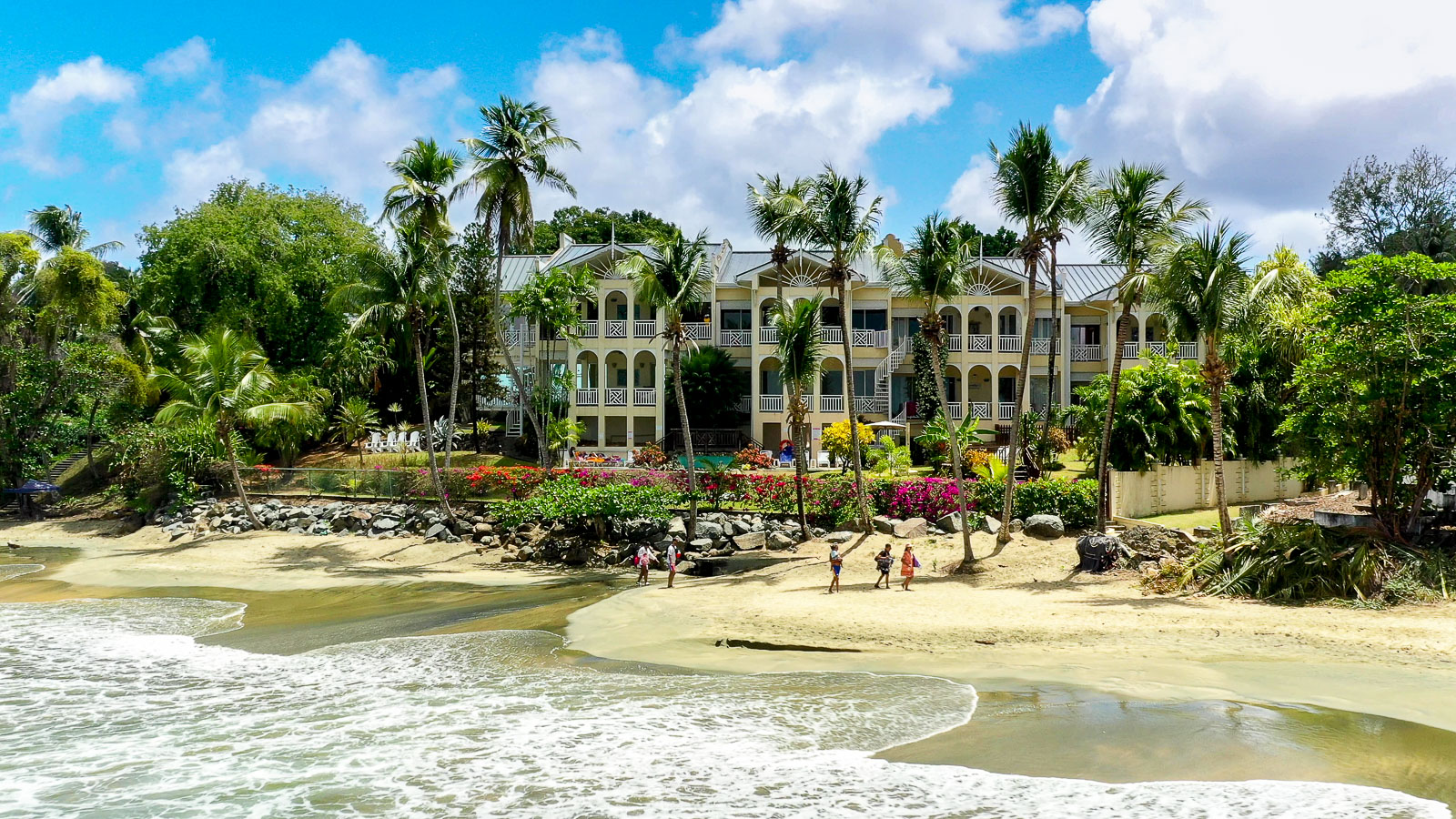 Black Rock Dreams, Tobago - luxury vacation villa accommodation